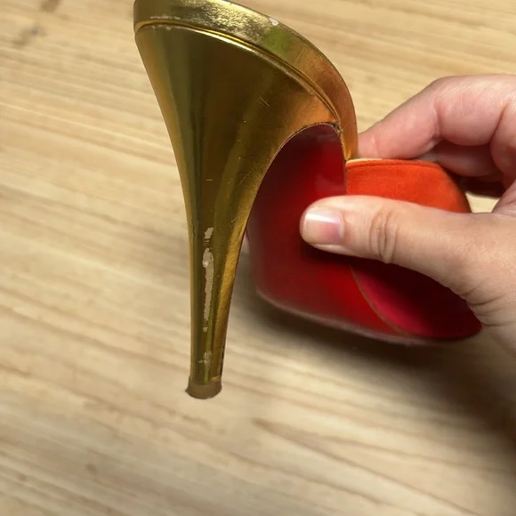 Christian Louboutin Volutinella 100 - Picture 7 of 11